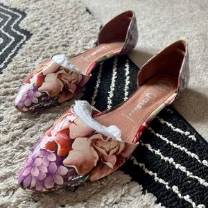 Beautiful Jeffrey Campbell Ibiza floral flats